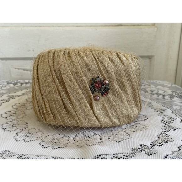 Vintage 1960s Gold Metallic Cloche Hat With Rhinestone Brooch Netting